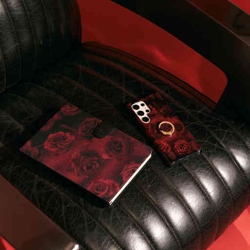 Burga Tough Case Apple iPhone 15 - Femme Fatale