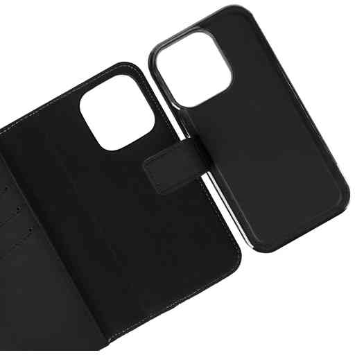 Caseuals 2-in-1 Bookcase MagSafe Apple iPhone 15 Pro Black