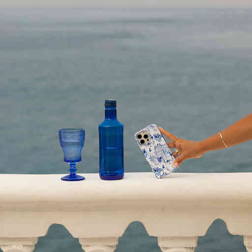 Burga Tough Case Apple iPhone 15 - Sobremesa