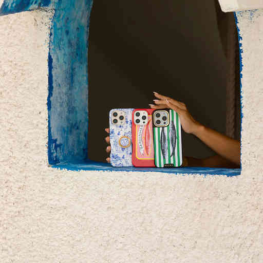 Burga Tough Case Apple iPhone 15 - Sobremesa