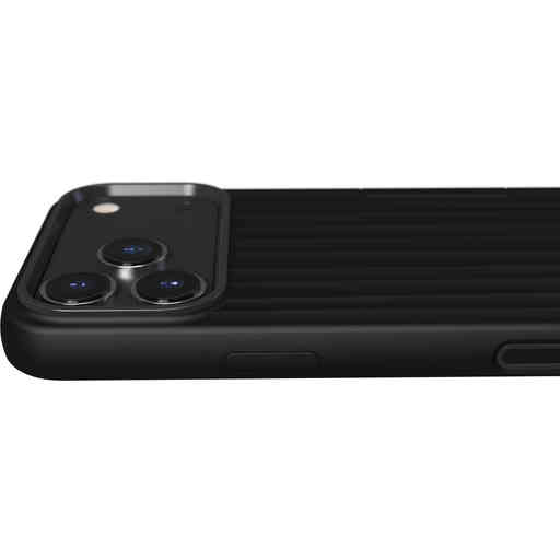 Nudient Bold MagSafe Case Apple iPhone 17 Pro Max Charcoal Black