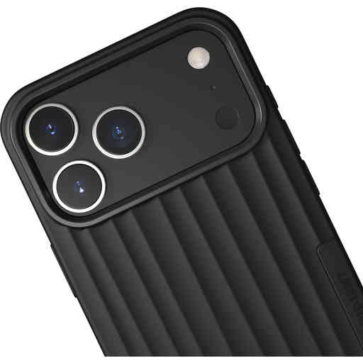 Nudient Bold MagSafe Case Apple iPhone 17 Pro Max Charcoal Black