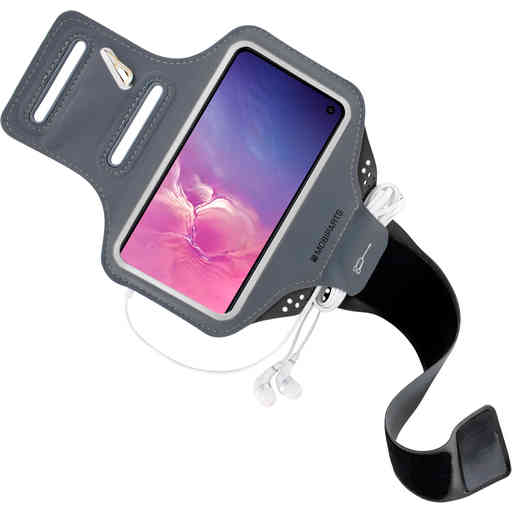 Casetastic Comfort Fit Sport Armband Samsung Galaxy S10e Black